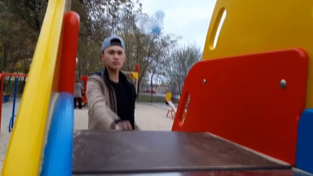 WATER BOTTLE FLIP CHALLENGE | #A_Pak смотреть онлайн