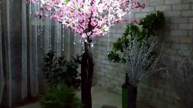 Декоративное розовое дерево с подсветкой для интерьера смотреть онлайн