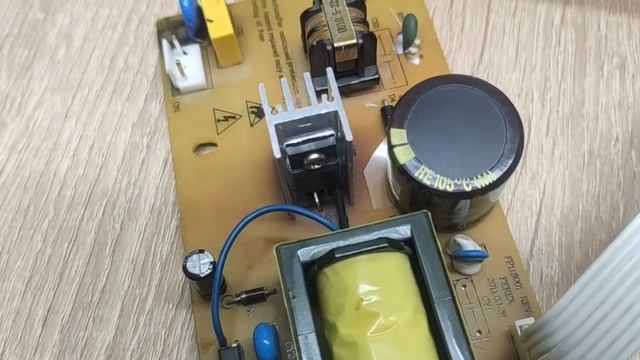 Микросхема для маломощных блоков питания KA5L0380R (использование) смотреть онлайн