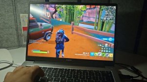 HUAWEI MATEBOOK D 14 2023 GAMING TEST - FORTNITE