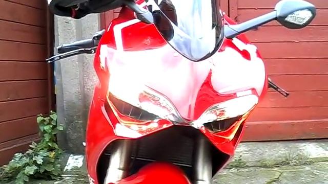 Ducati Panigale 1199 Cover Cluth Austin Racing exhaust смотреть онлайн