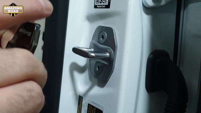 Installation of Door Lock Cover for Mercedes-Benz / AMG смотреть онлайн