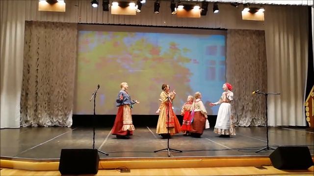 При долине куст калиновый стоял смотреть онлайн