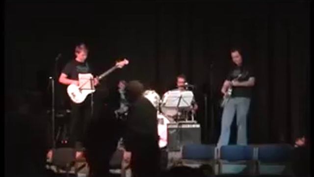 Band: (Through the LEVEL) Song: (The sun is shining) Composer: (Ronnie Andersson) Written: (2004) смотреть онлайн