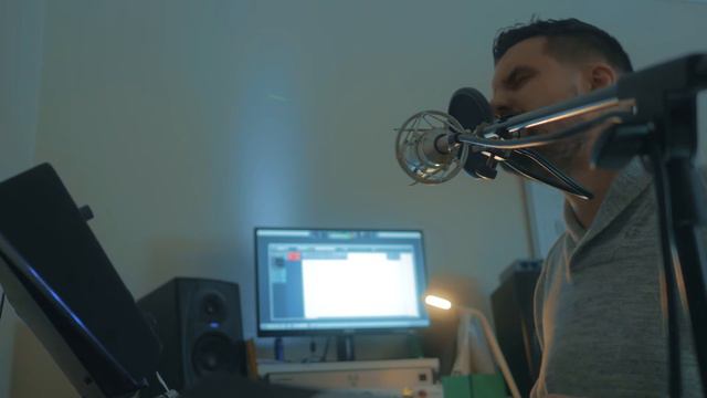 AKG C12 Clone (Tim Campbell CT12 Capsule) - Pa3x - Fragile (STING) смотреть онлайн