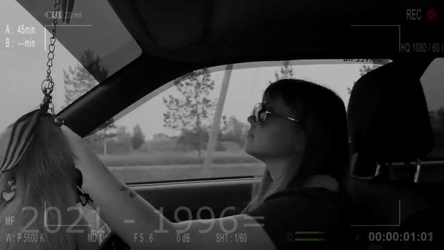 Девочка за рулём...TOYOTA COROLLA II . Маленький,надёжный,вечный ! смотреть онлайн