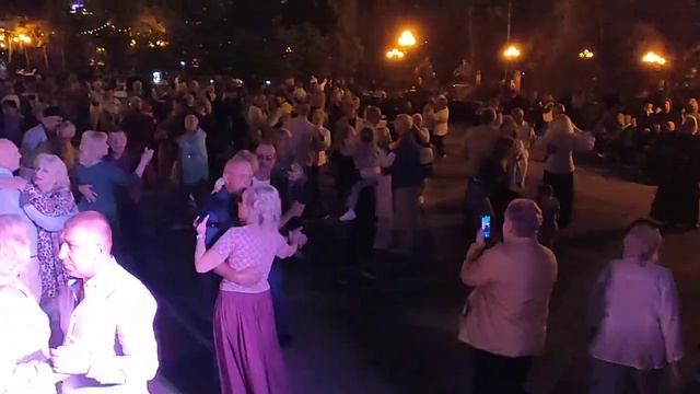 Дорогие мои старики... 17.09.23 смотреть онлайн