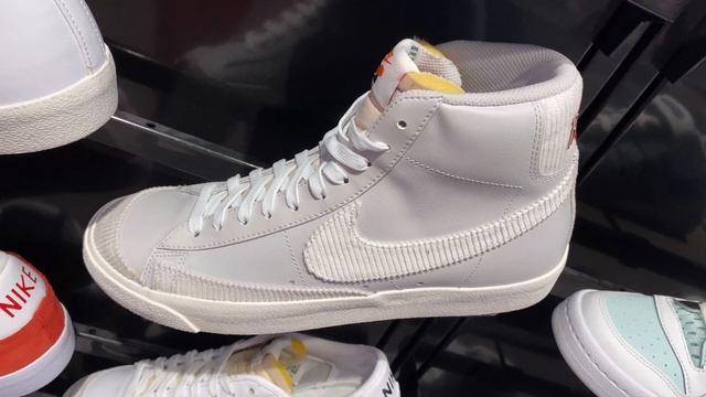 Nike Blazer Mid ‘77 EMB (Vast Grey/Vast Grey/Chile Red/Summit White) смотреть онлайн