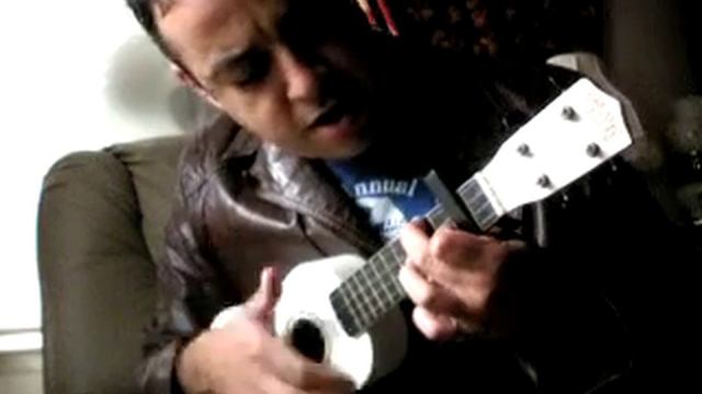 Aquamarine (Ukulele) - Jeff Desira смотреть онлайн