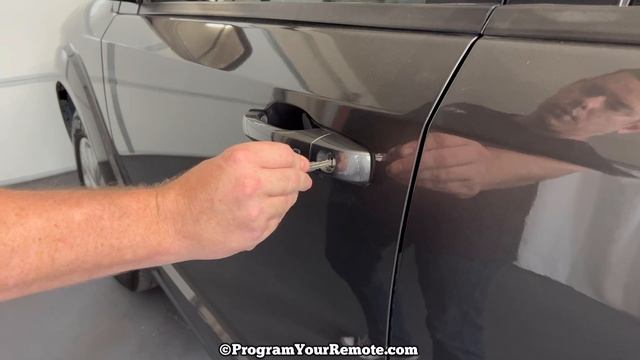 2011 - 2020 Dodge Journey - How To Unlock & Open With Dead Battery Or Remote Key Fob Not Working смотреть онлайн