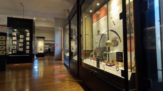 Museo de la educación Gabriela Mistral. Музей образования Габриэлы Мистраль в Сантьяго, Чили. смотреть онлайн