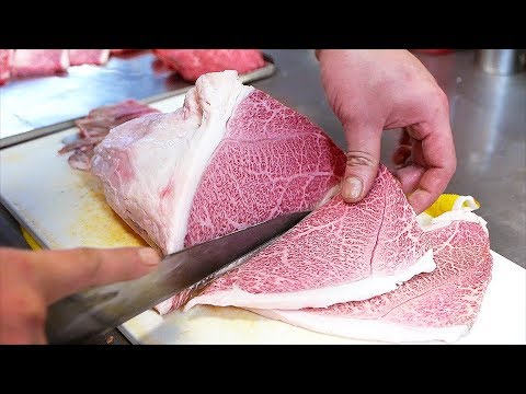 Японская еда - WAGYU Стейк А5 жареная говядина Токио Япония