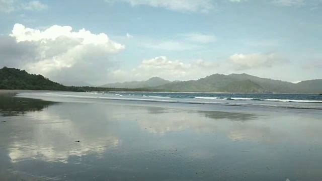 Keindahan pantai RAJEGWESI SARONGAN BANYUWANGI #pantai #banyuwangi #sun east of Java #indonesia смотреть онлайн