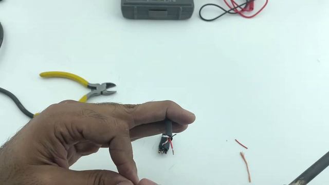 NEUTRIK / NC3FXX / XLR 3 PIN FEMALE / TO 6.3mm Audio Jack Connection