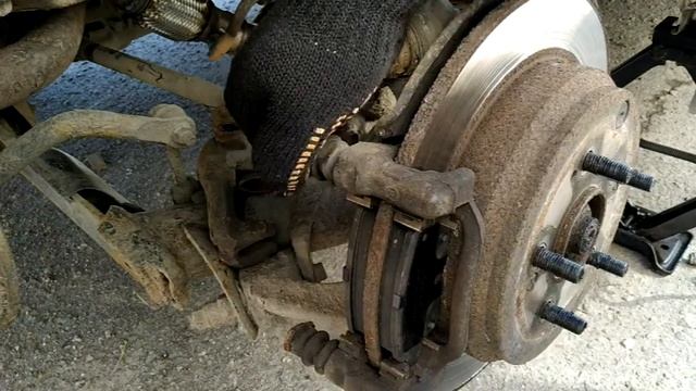 Хонда СРВ 3 | Тормозные колодки замена на Honda CR-V 3 2007