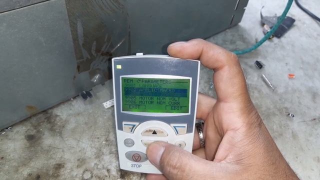 How to read instruction manual book Abb Acs510-550 | How to set basic parameter in Abb Acs510-550