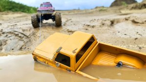 Монстр-траки на радиоуправлении: Гонки по грязи и бездорожью!