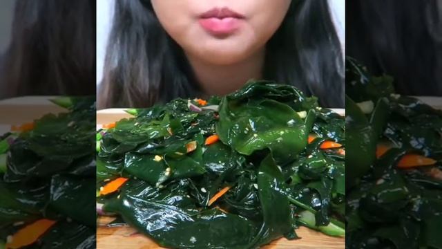 Едоки Уровень 80 - АШЛЯН ФУ С ОСТРЫМ СОУСОМ!!! ВКУСНОЕ НАСТРОЕНИЕ 2019!!! смотреть онлайн