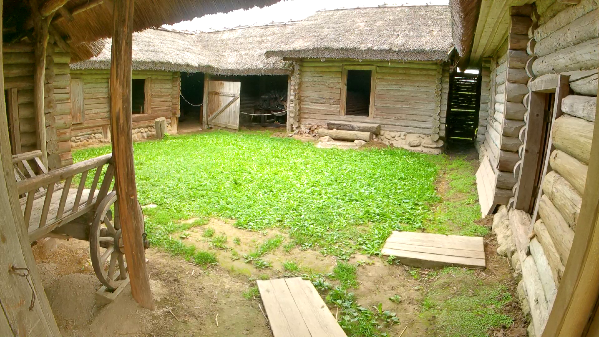 Поднепровье. Музей Народной архитектуры и Быта. Пригород Минска. смотреть онлайн