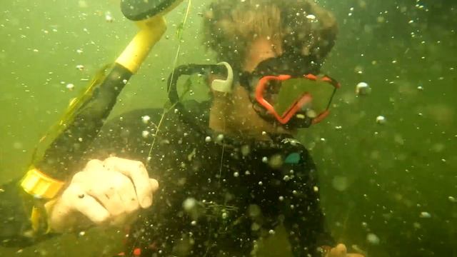 Wakeboard Park Treasures: Uncovering Lost Gear Underwater! смотреть онлайн
