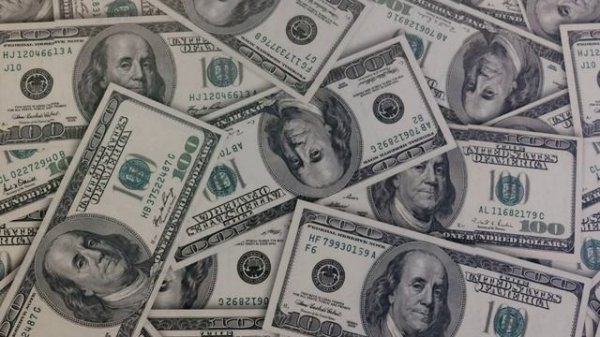 Many are forced to abandon the dollar.