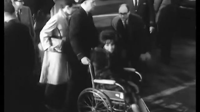 The Cleopatra, Taylor, Fisher, Burton story 1959 смотреть онлайн