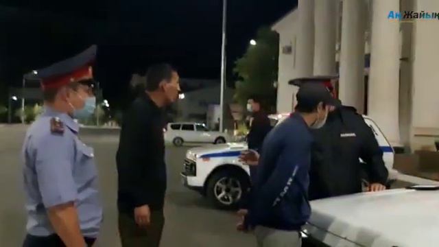 Ночной рейд в Кульсары: «Карантин же закончился, что за проверки?!» смотреть онлайн