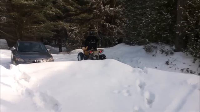 Can-am Renegade 1000 in deep snow смотреть онлайн