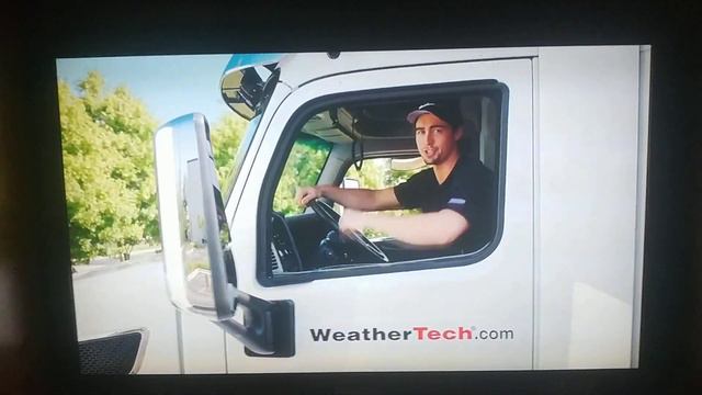 Derek's Horn in a commercial? смотреть онлайн