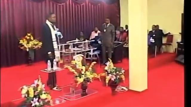 Apostle Gedeon Rebuking Sin in London, England (2) смотреть онлайн