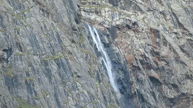 Самый высокий водопад в Европе смотреть онлайн