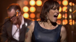 Beth Hart & Joe Bonamassa - " Nutbush City Limits" (Live 2013)