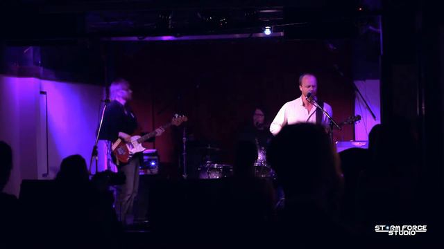 Gibson Block live performance смотреть онлайн