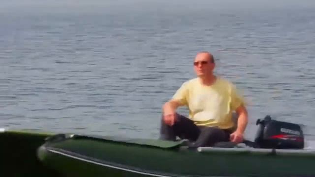 Надувной морской катамаран TRAVEL MAX на моторе 6 л.с. смотреть онлайн