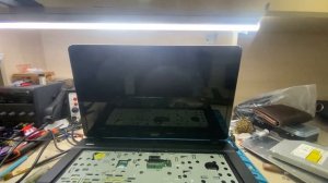 Ноутбук Acer aspire E1-772G. Нет изображения, мерцает экран при включении