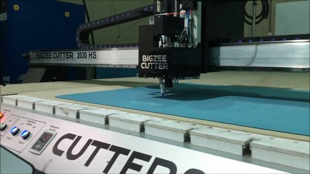 BIGZEE CUTTER cutting offset printing rubber blankets / резка офсетной резины смотреть онлайн