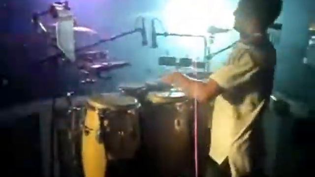 Hire a percussionist - insane bongo player for Ibiza style nightclub performances смотреть онлайн