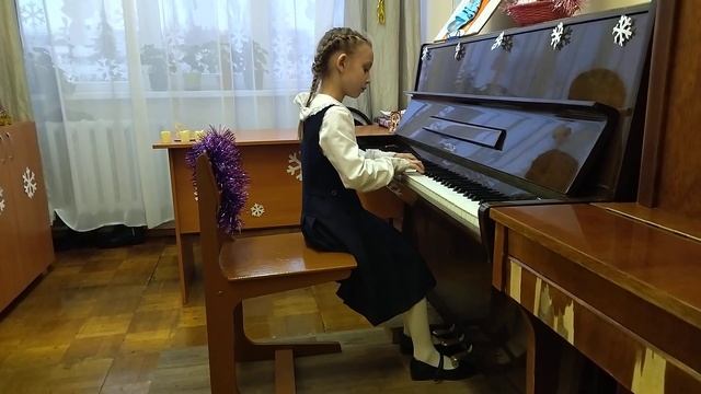 СИГАЛАЕВА ЕВА. 8 ЛЕТ. Р. ЛЕДЕНЕВ "ТИХО ВСЁ КРУГОМ", А. АЛЕКСАНДРОВ " НОВОГОДНЯЯ ПОЛЬКА". смотреть онлайн
