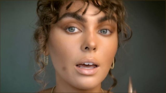 The LATTE MAKEUP TREND?☕️ A Talk-Through Makeup Tutorial? смотреть онлайн
