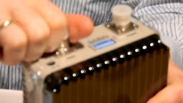 Репитер ретранслятор Telestone 900 1800 - обзор усилителя сигнала сотовой связи смотреть онлайн