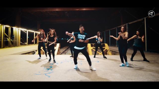 SI ESTA CASA HABLARA - Bachata Joel Santos (Coreografía ZUMBA) / LALO MARIN смотреть онлайн