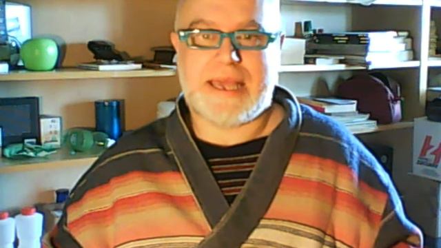 LOVECRAFT 326: PEASLEE FUGGE DALL'ABISSO NE "L'OMBRA CALATA DAL TEMPO" смотреть онлайн