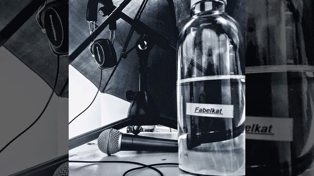 Tiny Bright Stars смотреть онлайн