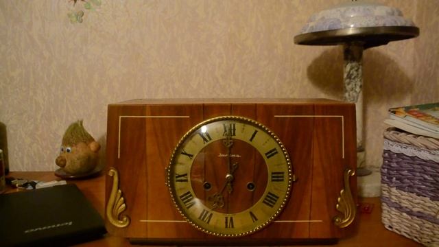 Каминные часы "Янтарь" смотреть онлайн