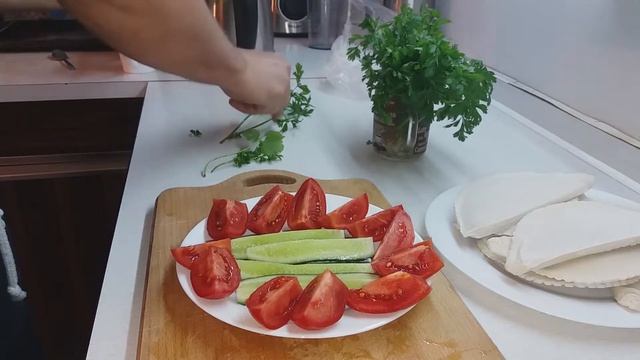Как приготовить чебуреки смотреть онлайн