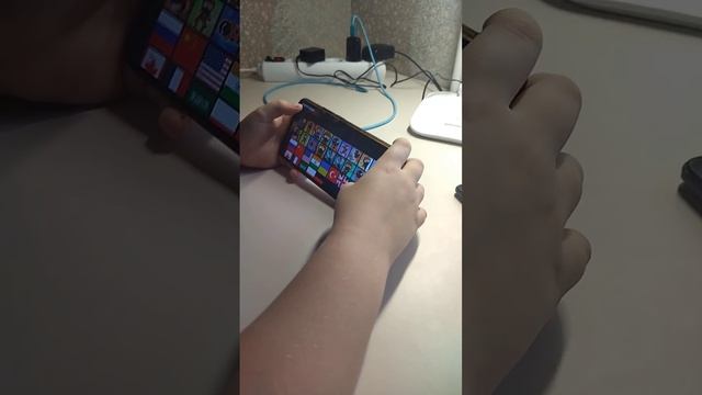 Илья играет в стандофф 2 и открывает кейсы ..mp4 смотреть онлайн