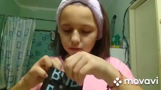 Открываю маску для лица Black Bubble Mask смотреть онлайн