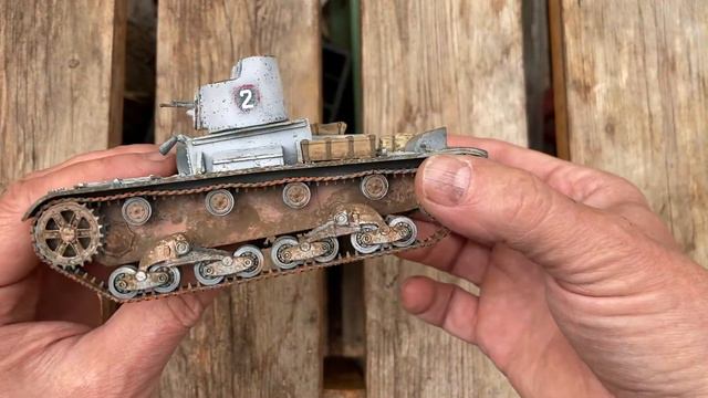 Light Tank Repaint - Giving My Soviet T-26 1/35 Zvezda Kit a Make-Over смотреть онлайн