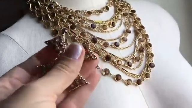 Стильный крест лаконичной простой формы от Weiss смотреть онлайн