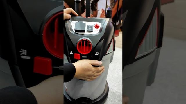 Новая линейка пылесосов от Интерскол. Первое включение. Выставка Митекс 2022 #интерскол #пылесосы смотреть онлайн